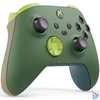 Kép 3/4 - Microsoft Xbox Series X/S Wireless/Bluetooth Gamepad Remix Special Edition