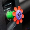 Kép 4/4 - Kikkerland US215-EU 2xUSB virág formájú autós töltő