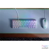 Kép 2/4 - Razer Huntsman Mini Mercury Edition (Purple Switch) US RGB gamer billentyűzet
