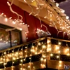 Kép 1/2 - Home KKF 908/WW LED-es fényfüggöny, 30 m / 900 db melegfehér LED, 8 fényprogram, fehér vezeték, hálózati adapter, kül- és beltéri kivitel