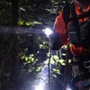 Kép 4/6 - NEBO NEB-SPT-1004-G Luxtreme SL25R keresőlámpa, 500 lm, 400 m, 3 funkció, IP67, 2000 mAh, 1/4" tripodra szerelhető, övcsipesz, mágneses