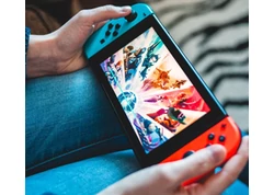 Játékkonzol