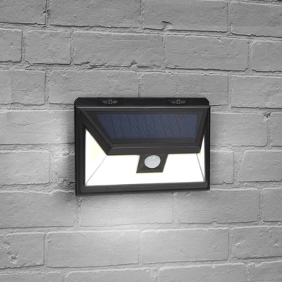 Mozgásérzékelős szolár reflektor, 3 COB LED